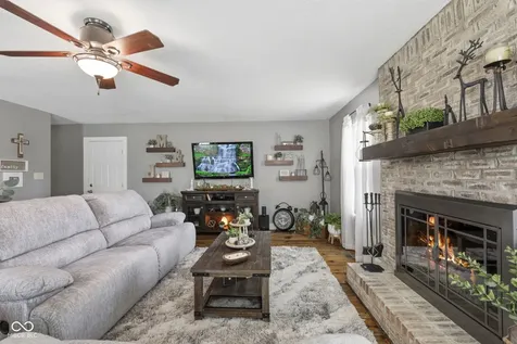 1223 Stave Oak Court Beech Grove IN 46107