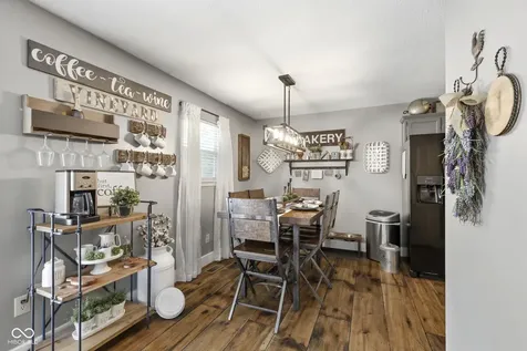 1223 Stave Oak Court Beech Grove IN 46107