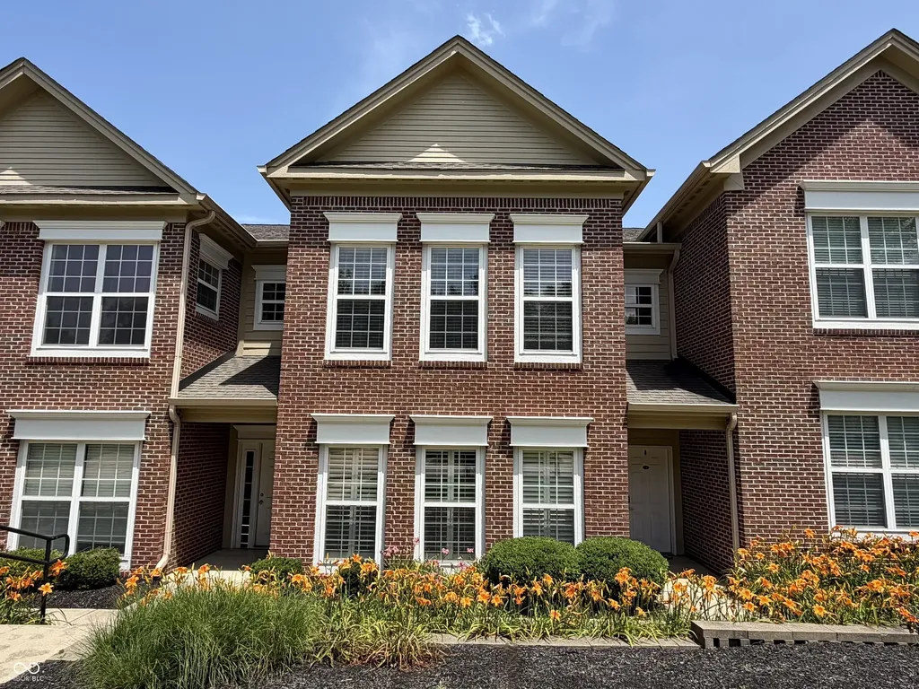 1598 Lacebark Drive Greenwood IN 46143