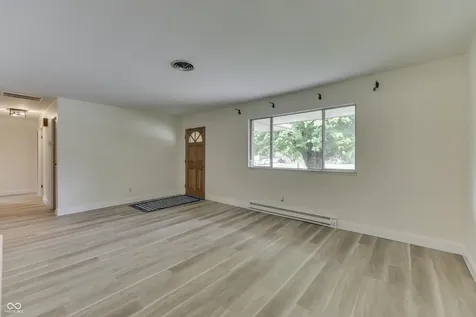 13 Edwards Court Beech Grove IN 46107