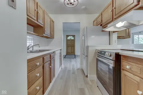 13 Edwards Court Beech Grove IN 46107