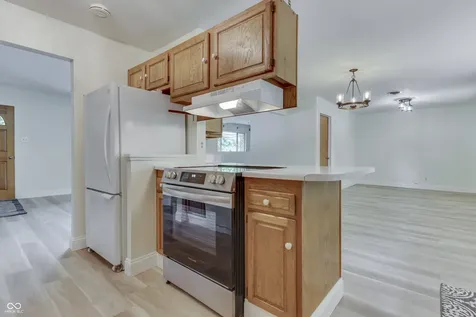 13 Edwards Court Beech Grove IN 46107