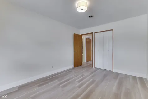 13 Edwards Court Beech Grove IN 46107