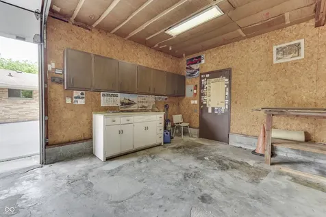 13 Edwards Court Beech Grove IN 46107