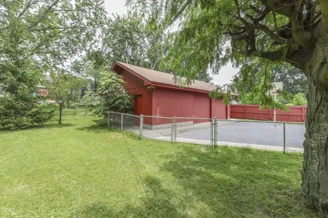 13 Edwards Court Beech Grove IN 46107