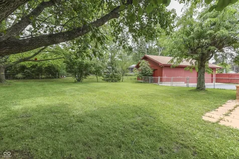 13 Edwards Court Beech Grove IN 46107