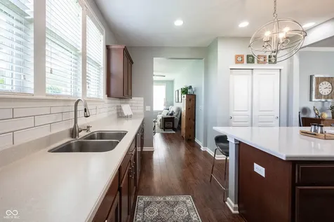 12871 Claret Court Fishers IN 46037