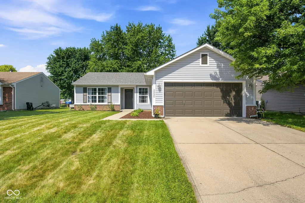 2230 Whitecliff Drive Indianapolis IN 46234