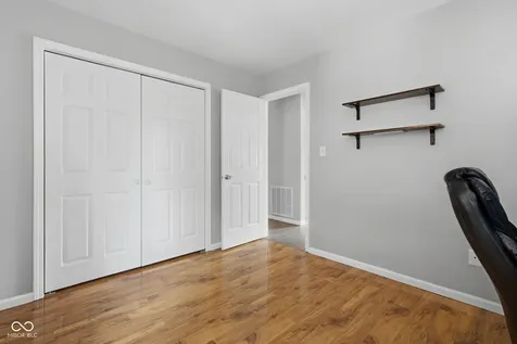2230 Whitecliff Drive Indianapolis IN 46234