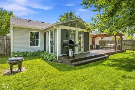 2230 Whitecliff Drive Indianapolis IN 46234