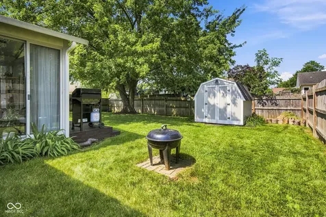 2230 Whitecliff Drive Indianapolis IN 46234