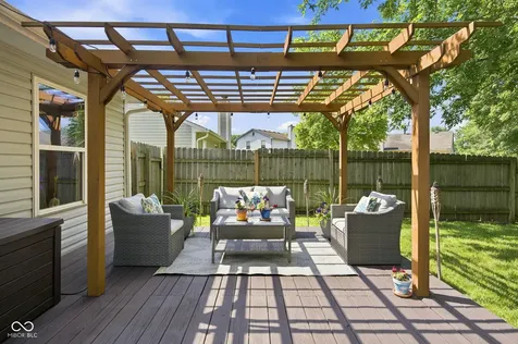 2230 Whitecliff Drive Indianapolis IN 46234