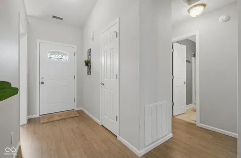 2230 Whitecliff Drive Indianapolis IN 46234