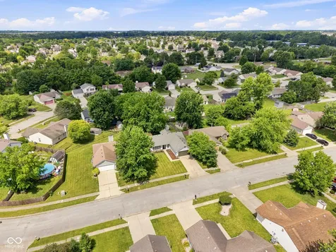 2230 Whitecliff Drive Indianapolis IN 46234