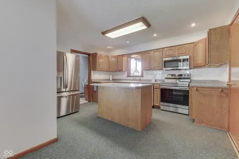 1787 W 250 S Shelbyville IN 46176