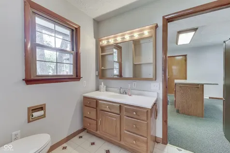 1787 W 250 S Shelbyville IN 46176