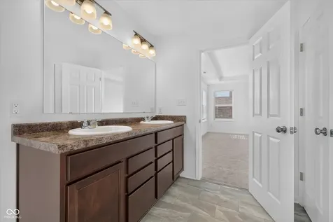5115 Triple Crown Way Indianapolis IN 46237