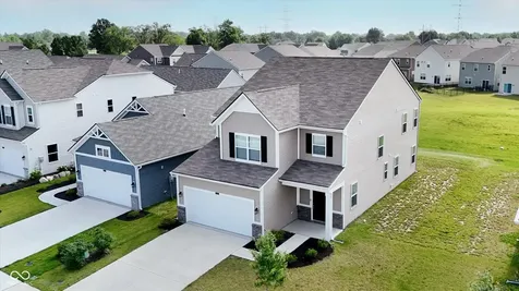 5115 Triple Crown Way Indianapolis IN 46237