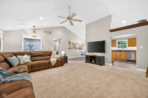 7197 E Pine Needle Lane Morgantown IN 46160