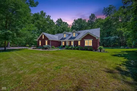 7197 E Pine Needle Lane Morgantown IN 46160