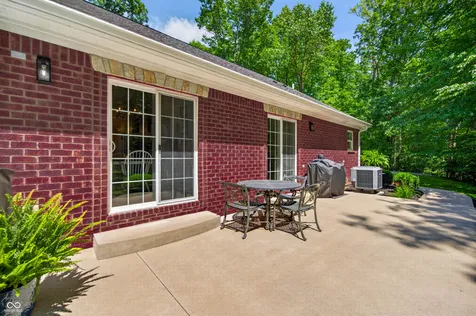 7197 E Pine Needle Lane Morgantown IN 46160