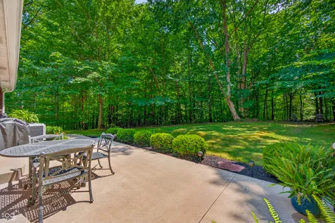 7197 E Pine Needle Lane Morgantown IN 46160
