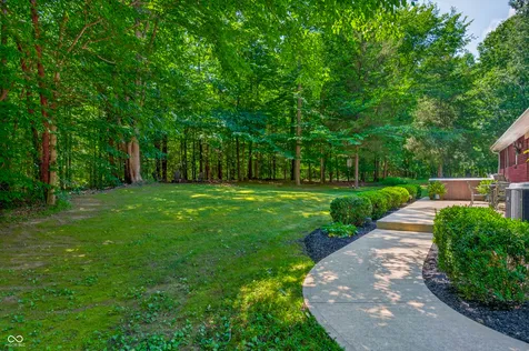 7197 E Pine Needle Lane Morgantown IN 46160