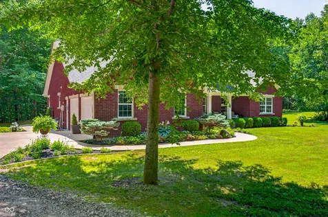 7197 E Pine Needle Lane Morgantown IN 46160