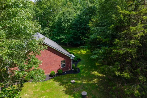 7197 E Pine Needle Lane Morgantown IN 46160
