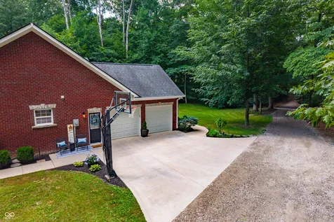 7197 E Pine Needle Lane Morgantown IN 46160