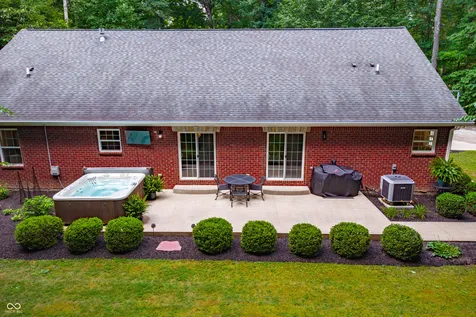 7197 E Pine Needle Lane Morgantown IN 46160
