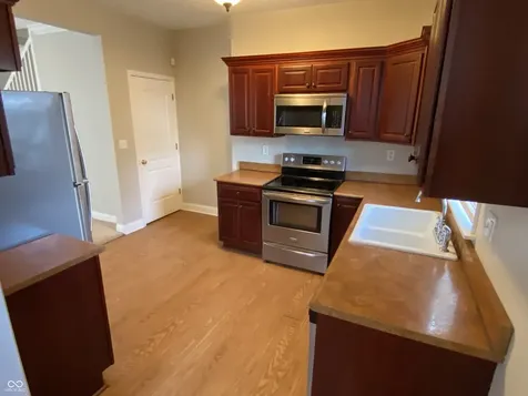 2458 N College Avenue Indianapolis IN 46205