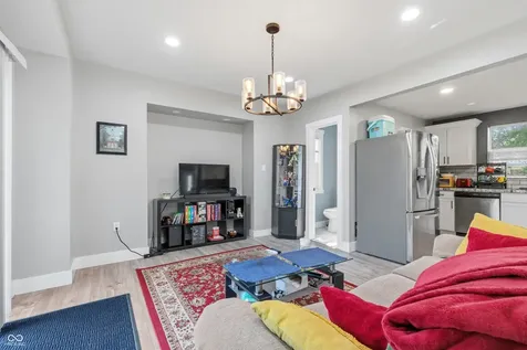 247 N Oakland Avenue Indianapolis IN 46201