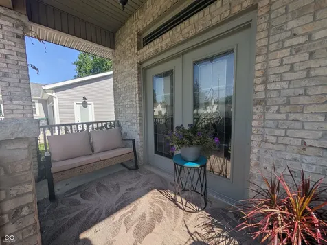 628 E 8th Street Rushville IN 46173