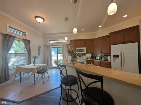 628 E 8th Street Rushville IN 46173