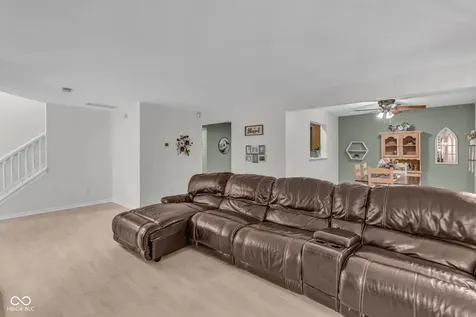 5624 Fair Ridge Place Indianapolis IN 46221