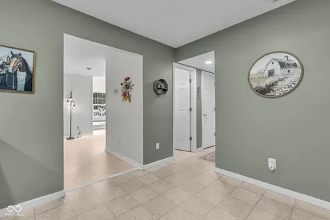 5624 Fair Ridge Place Indianapolis IN 46221