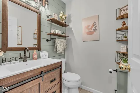 5624 Fair Ridge Place Indianapolis IN 46221