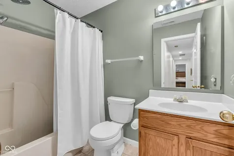 5624 Fair Ridge Place Indianapolis IN 46221
