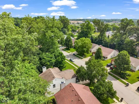 5624 Fair Ridge Place Indianapolis IN 46221