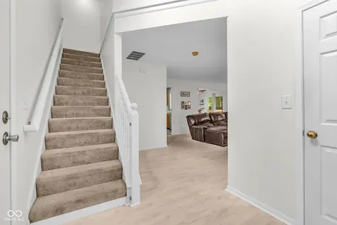 5624 Fair Ridge Place Indianapolis IN 46221