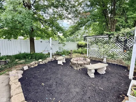 323 Fairlane Drive Crawfordsville IN 47933