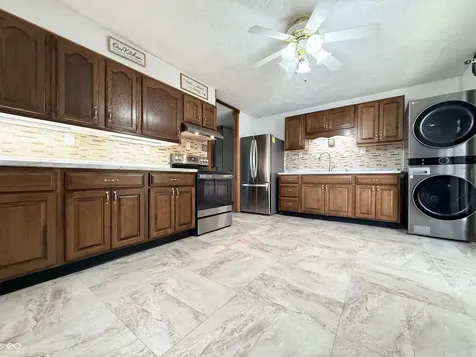 323 Fairlane Drive Crawfordsville IN 47933