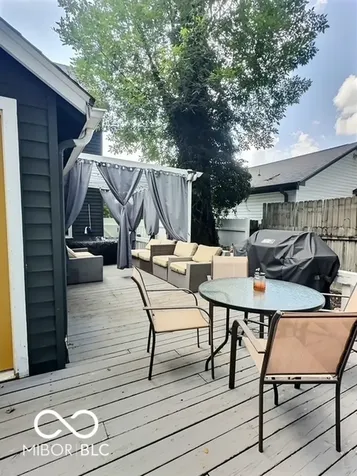 117 S Washington Street Knightstown IN 46148