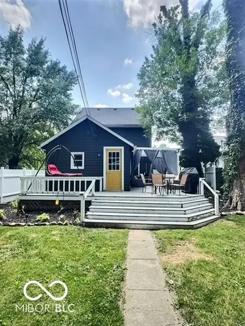 117 S Washington Street Knightstown IN 46148