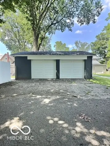 117 S Washington Street Knightstown IN 46148