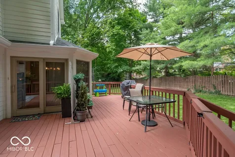 528 Macintosh Lane Danville IN 46122