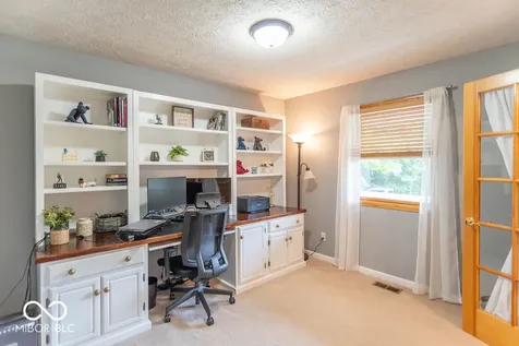 528 Macintosh Lane Danville IN 46122