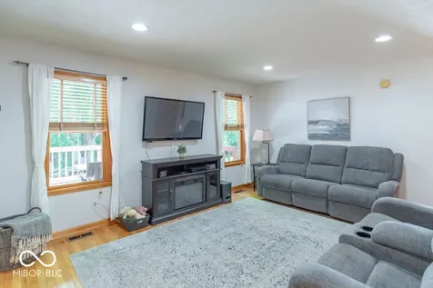 528 Macintosh Lane Danville IN 46122