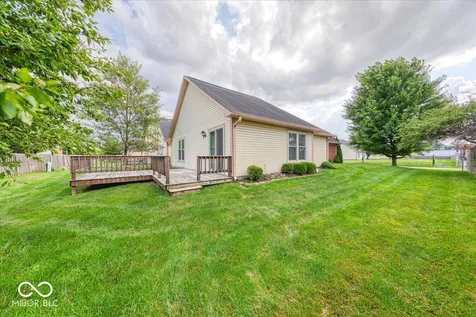 2047 Heritage Commons Lane Indianapolis IN 46219